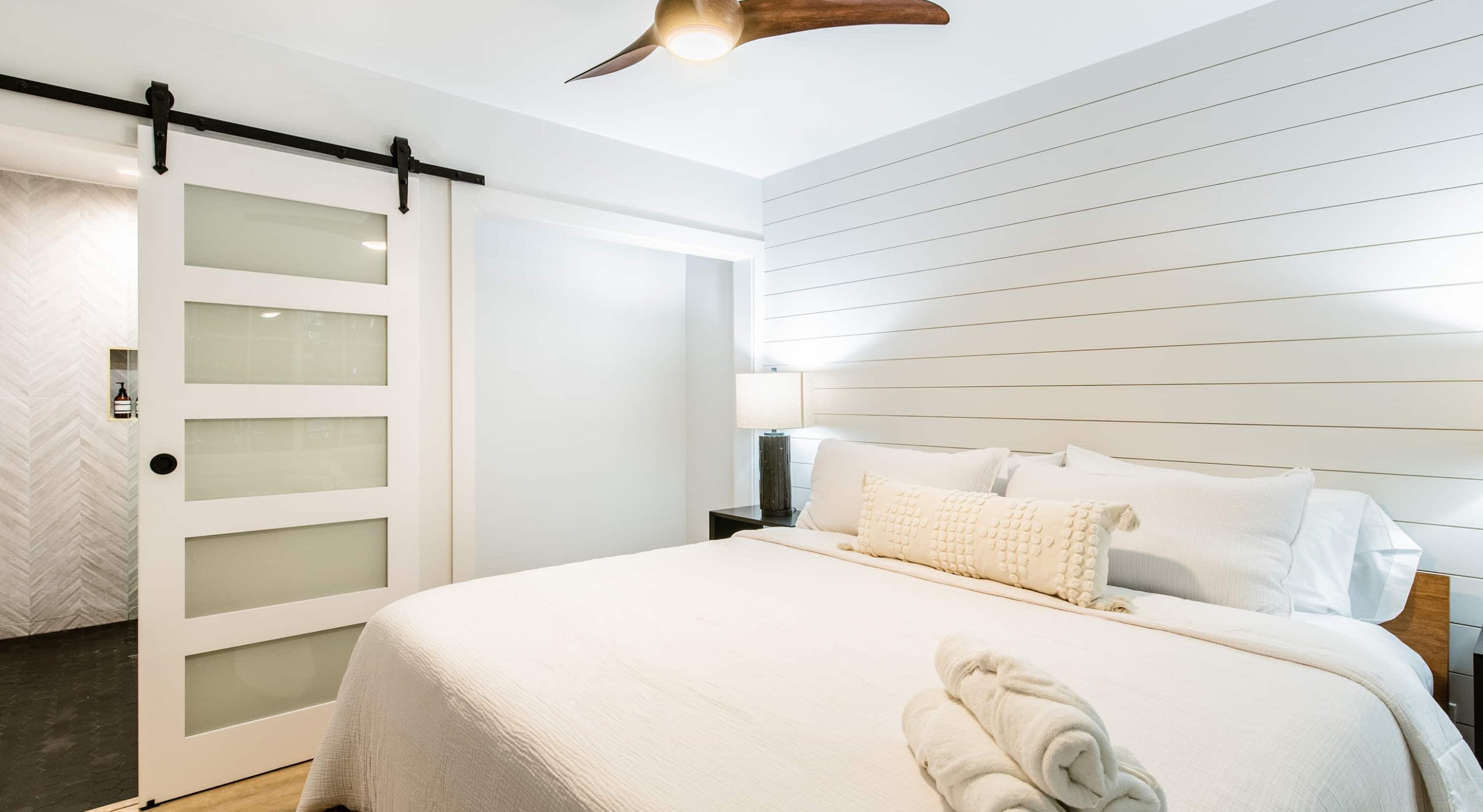 Cozy, modern bedroom at top places to stay in Lake Arrowhead CA, perfect for relaxation.