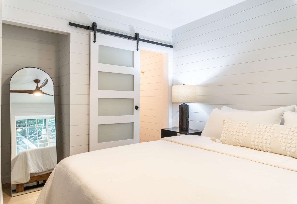 Cozy room with modern decor in a Boutique Hotel Near The Village, featuring elegant details.