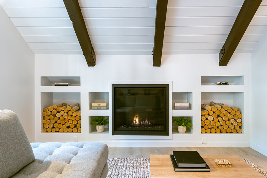 clubhouse fireplace and sitting area